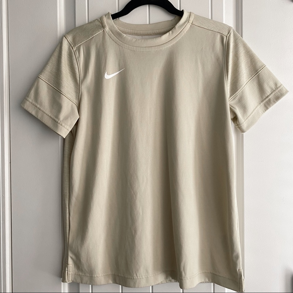 Nike Dri-Fit T-Shirt